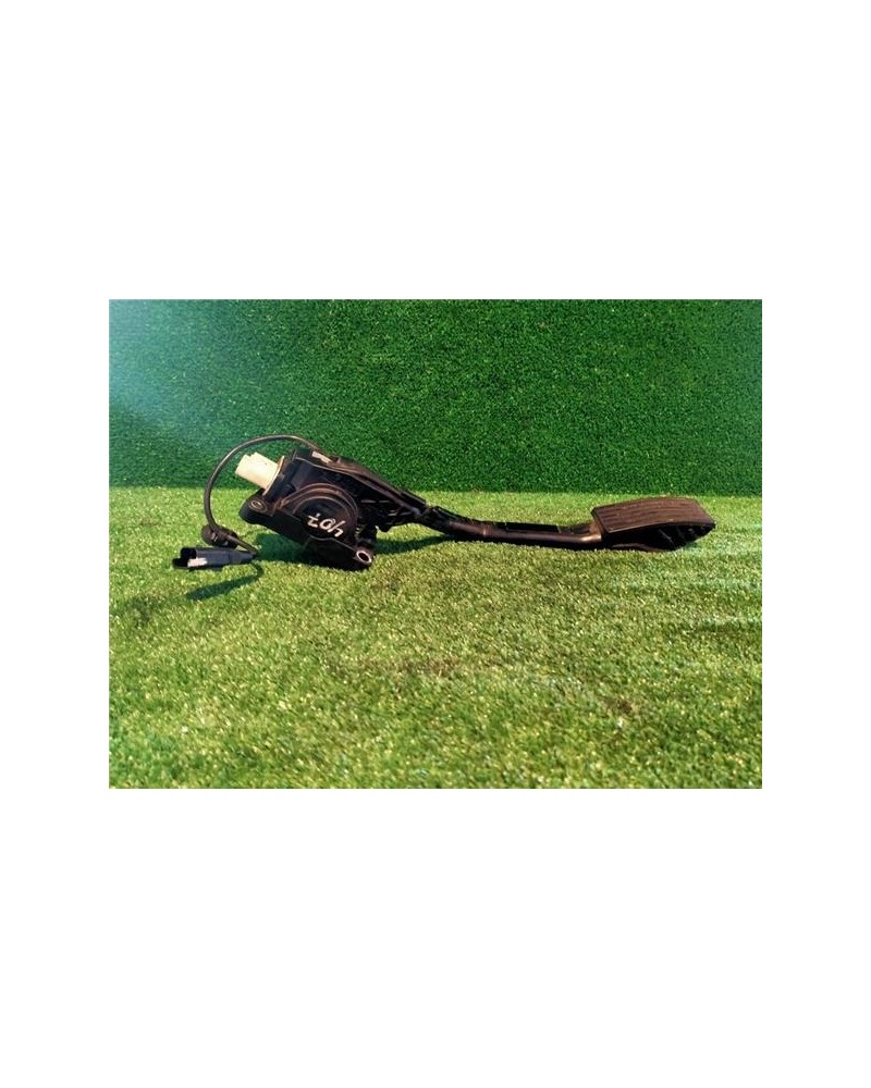 PEDAL ACELERADOR