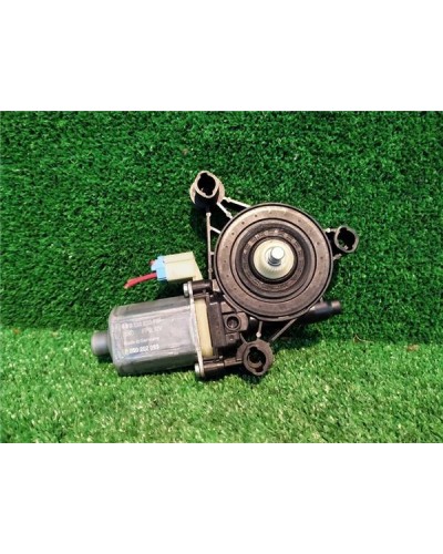 MOTOR ELEVALUNAS DEL. IZDO.