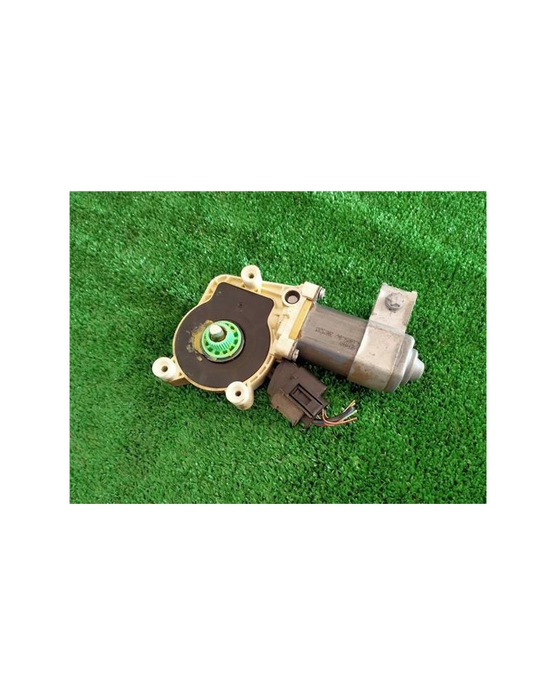 MOTOR ELEVALUNAS DEL. IZDO.