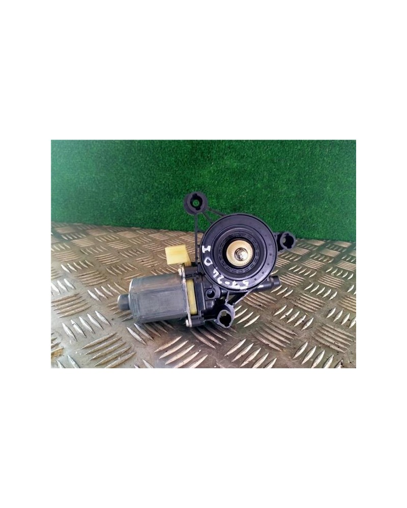 MOTOR ELEVALUNAS DEL. IZDO.