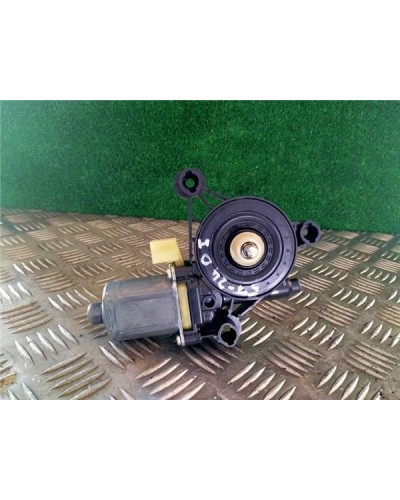 MOTOR ELEVALUNAS DEL. IZDO.
