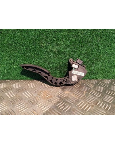 PEDAL ACELERADOR