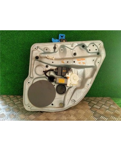 ELEVALUNAS ELECTRICO TRA. DCHO.