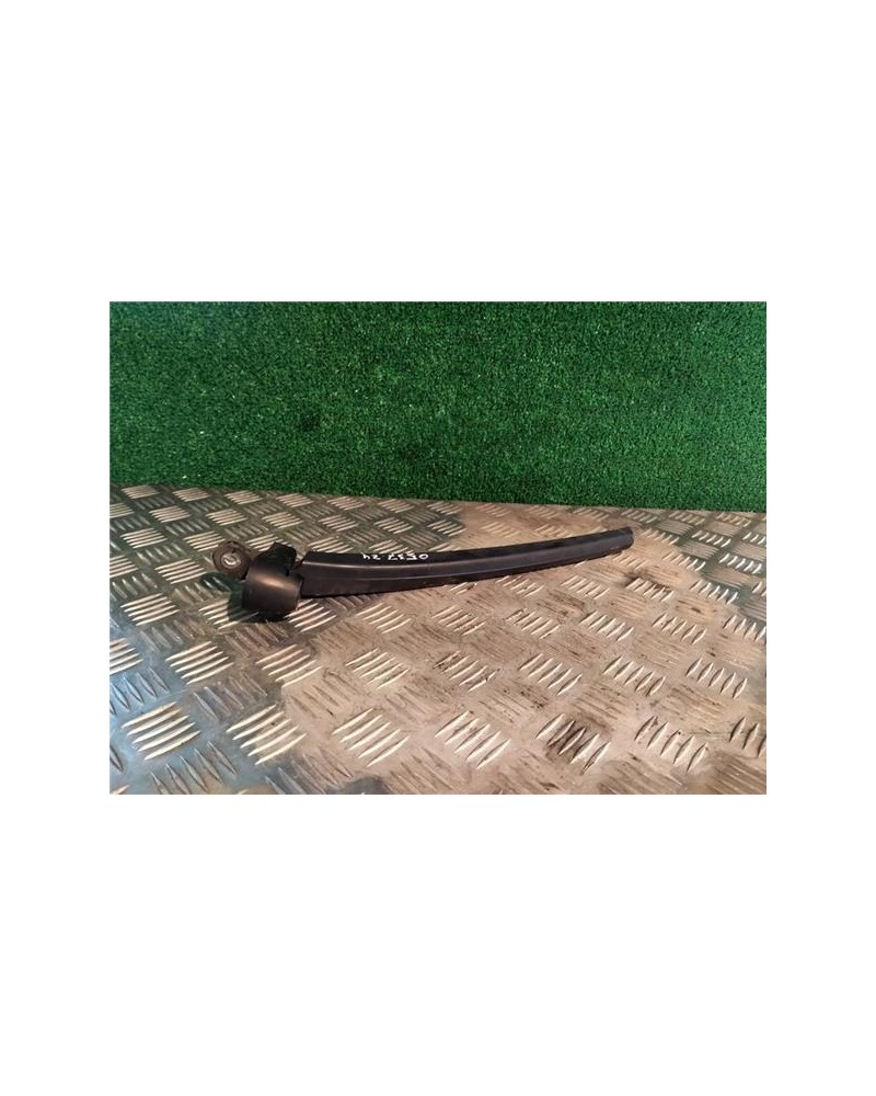BRAZO LIMPIAPARABRISAS TRA.