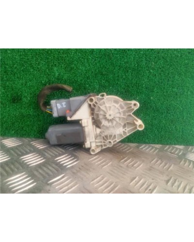 MOTOR ELEVALUNAS DEL. IZDO.