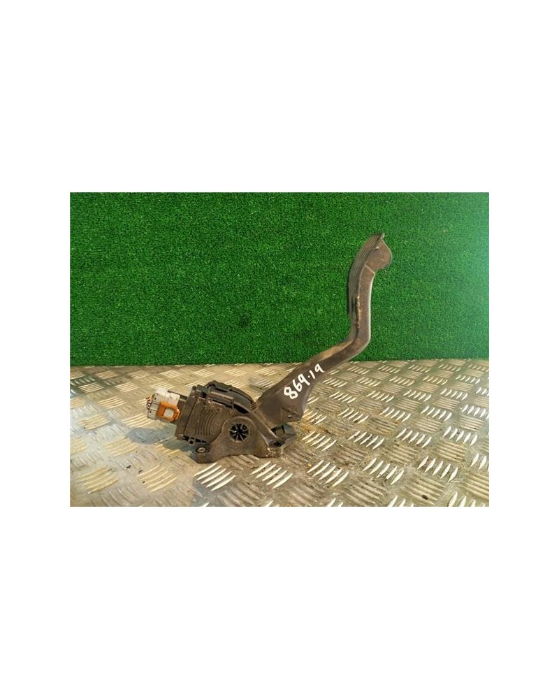 PEDAL ACELERADOR