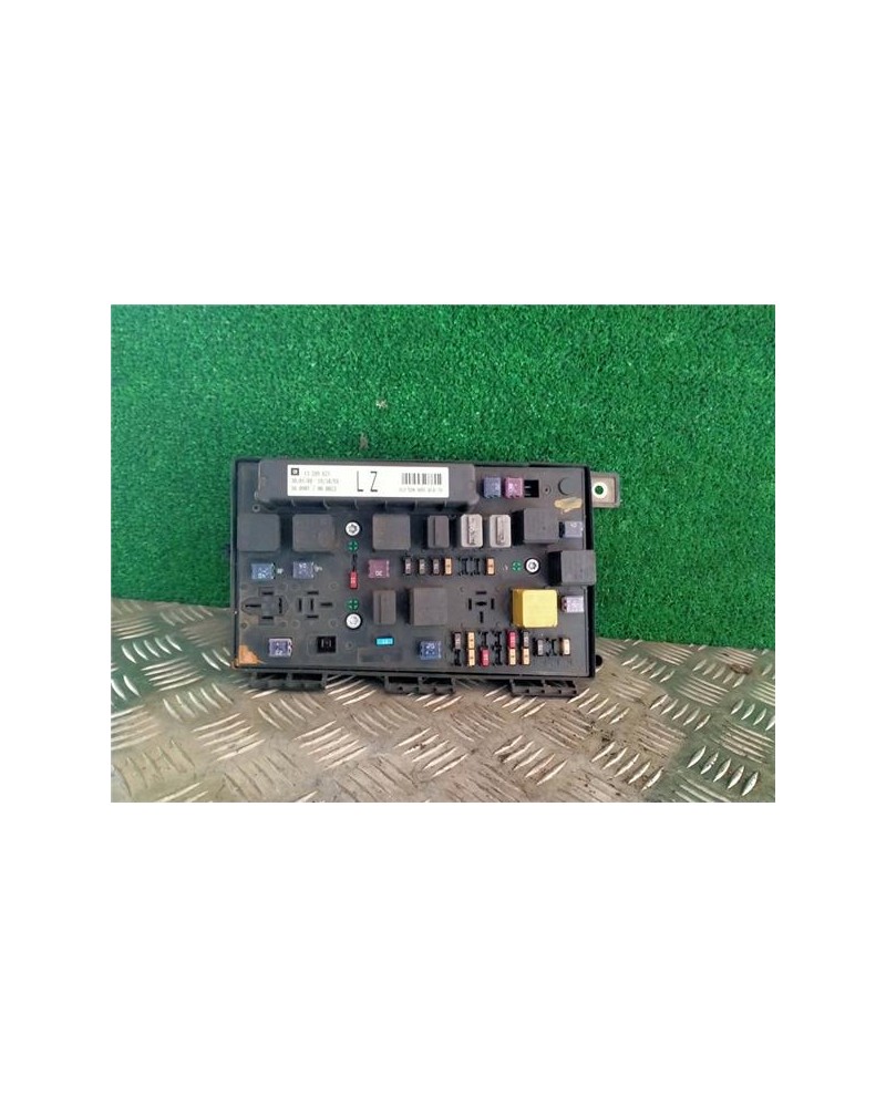 CAJA RELES