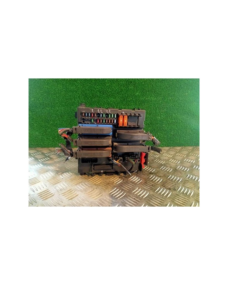 CAJA RELES