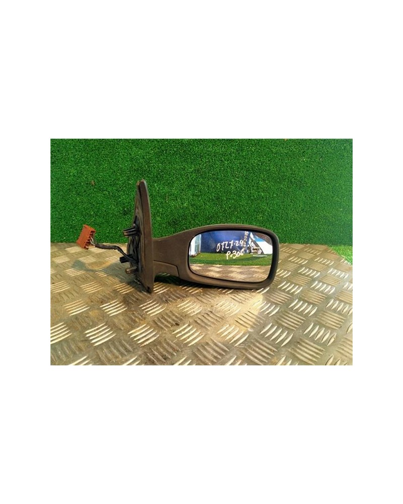 RETROVISOR DCHO.