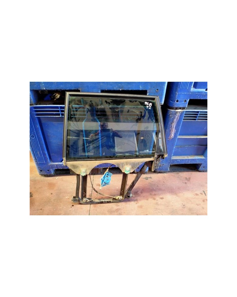 ELEVALUNAS ELECTRICO TRA. IZDO.