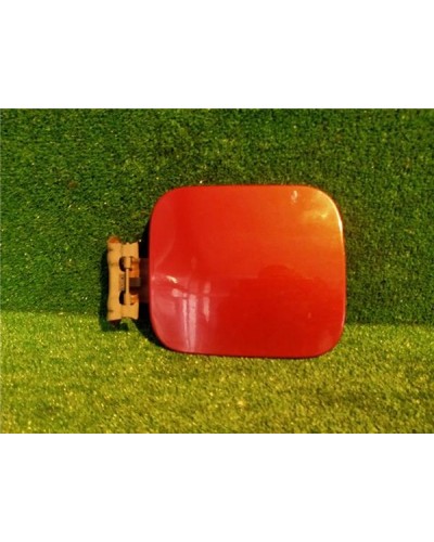 TAPA EXTERIOR COMBUSTIBLE