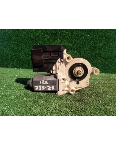 MOTOR ELEVALUNAS DEL. IZDO.