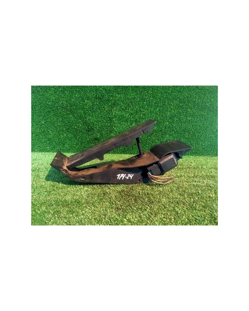 PEDAL ACELERADOR