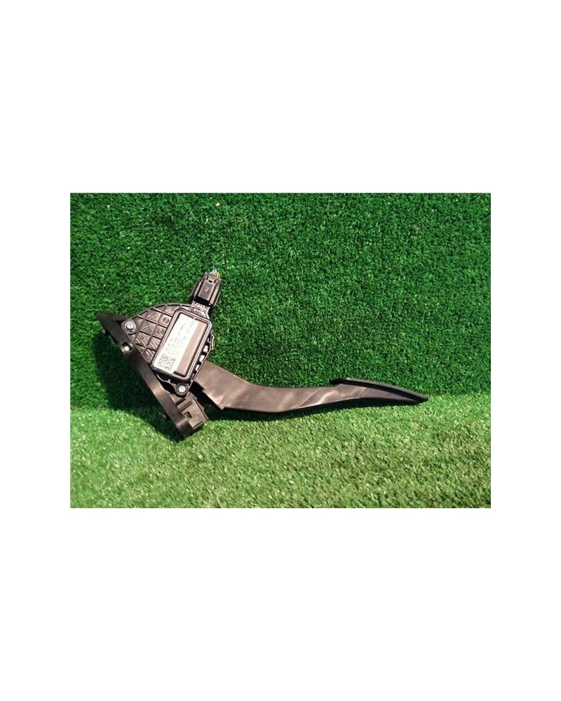 PEDAL ACELERADOR