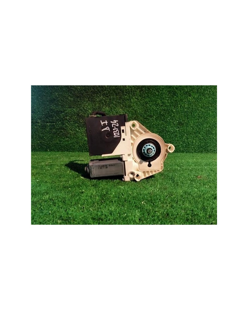MOTOR ELEVALUNAS DEL. IZDO.