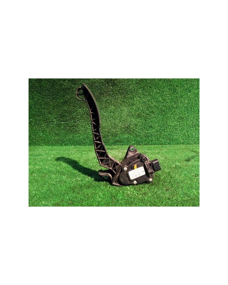 PEDAL ACELERADOR