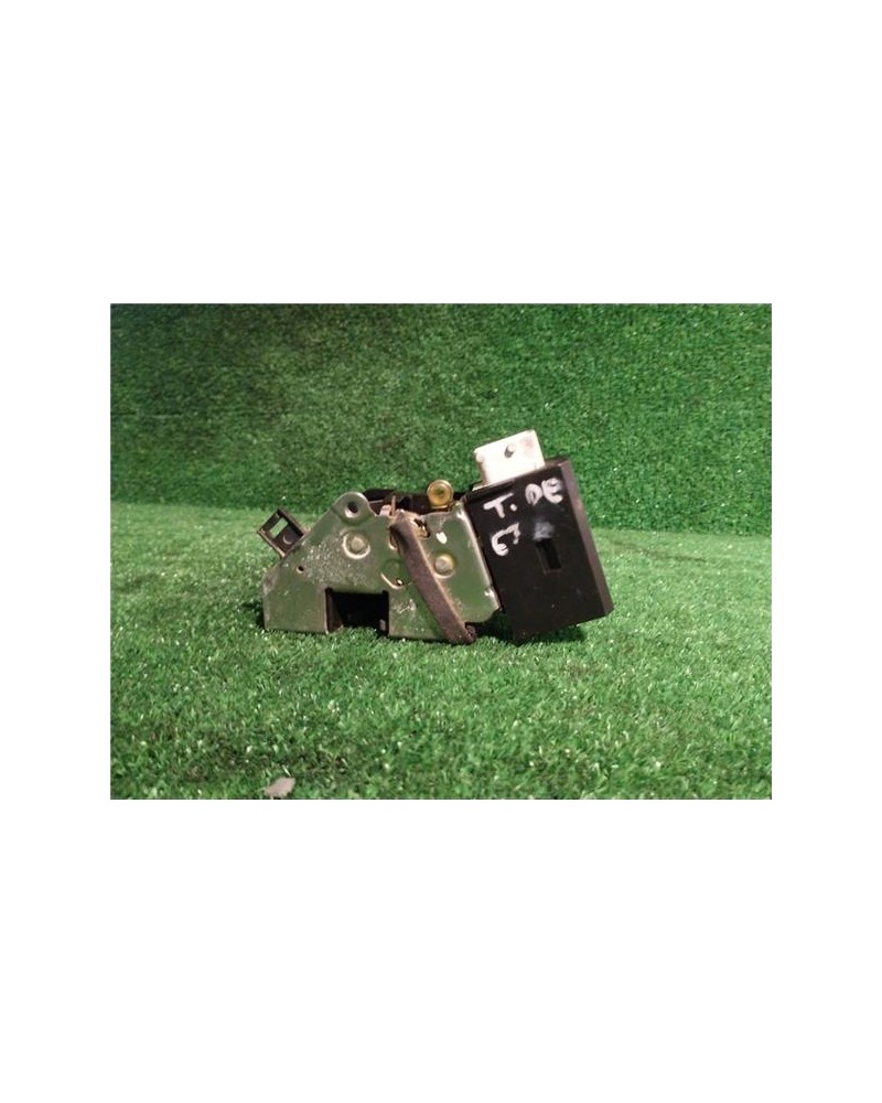 CERRADURA PUERTA TRA. DCHA.
