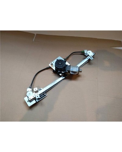 ELEVALUNAS ELECTRICO TRA. IZDO.