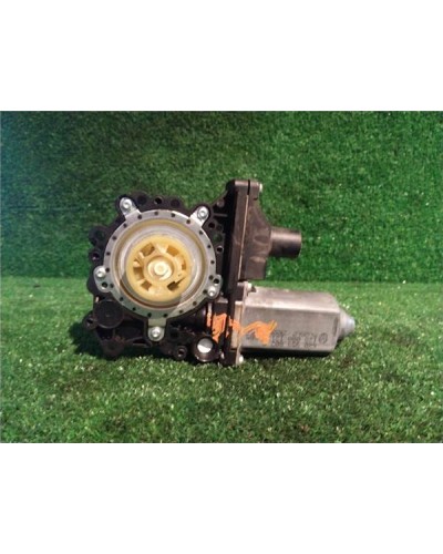 MOTOR ELEVALUNAS DEL. IZDO.