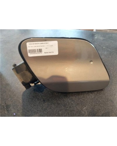 TAPA EXTERIOR COMBUSTIBLE