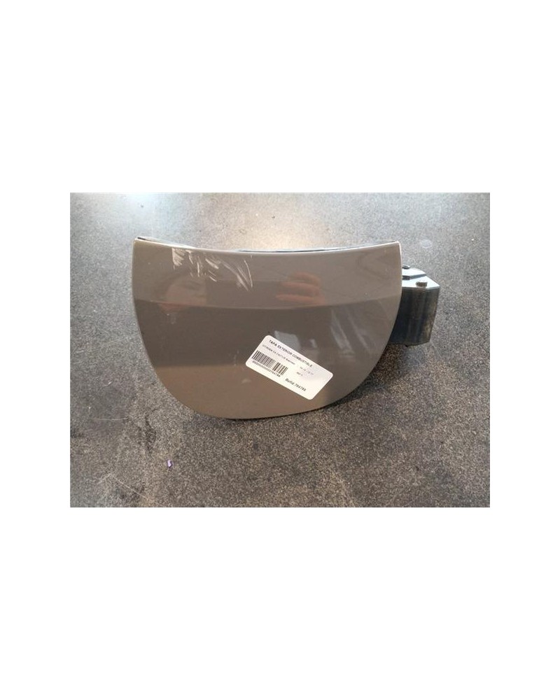 TAPA EXTERIOR COMBUSTIBLE