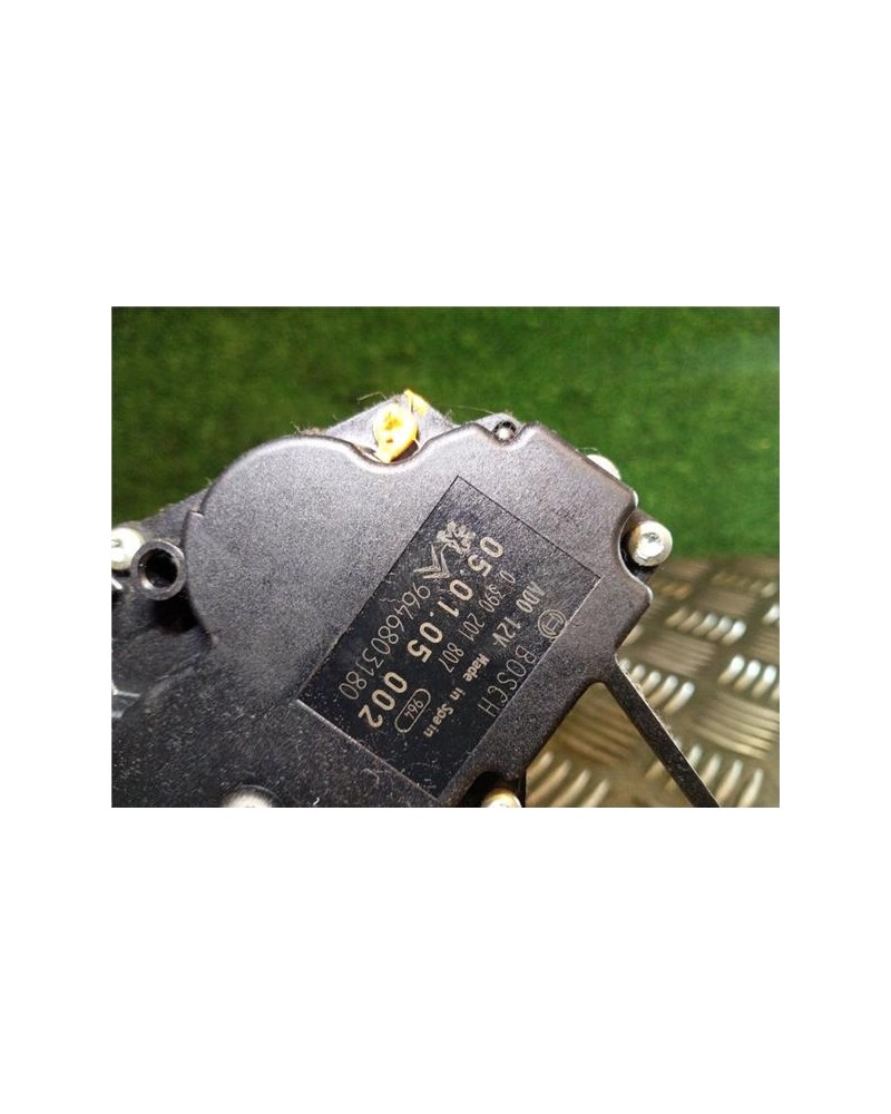 MOTOR LIMPIAPARABRISAS TRA.