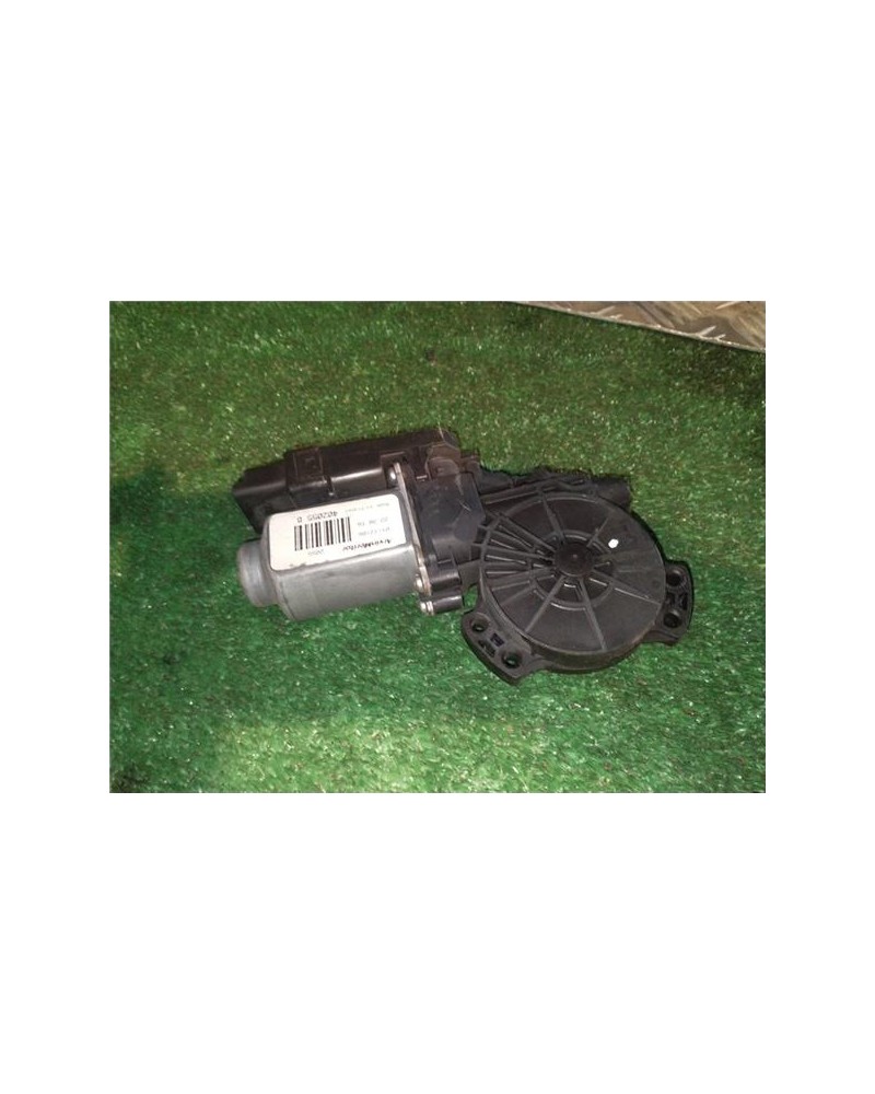 MOTOR ELEVALUNAS DEL. IZDO.