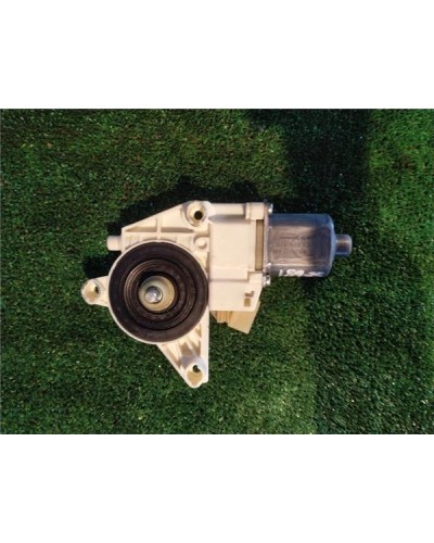 MOTOR ELEVALUNAS DEL. IZDO.