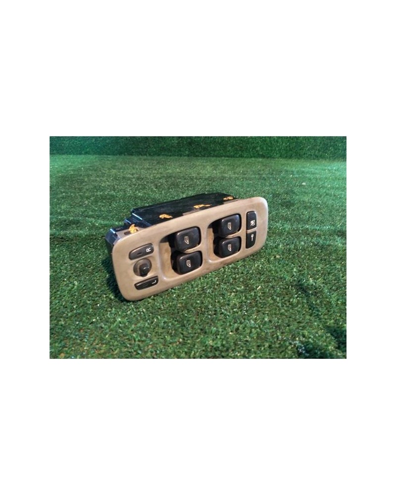 MANDO ELEVALUNAS DEL. IZDO.