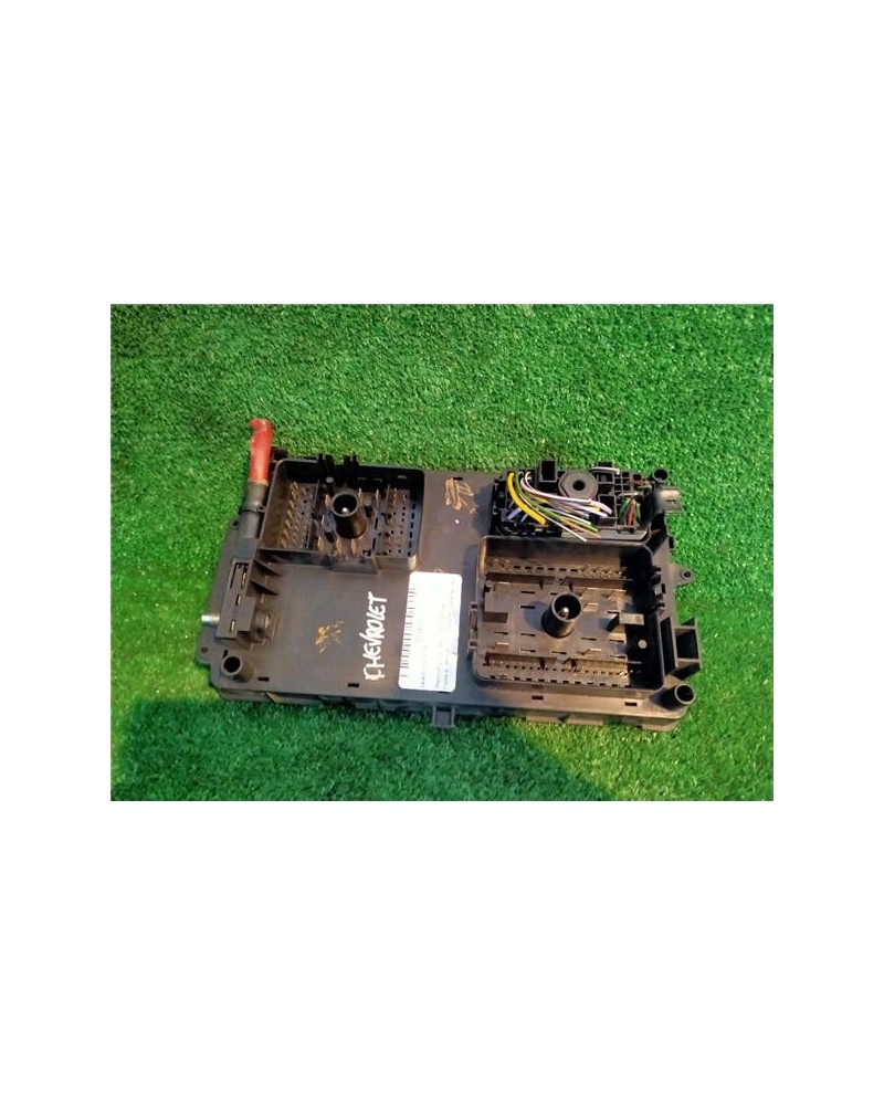 CAJA FUSIBLES/RELE