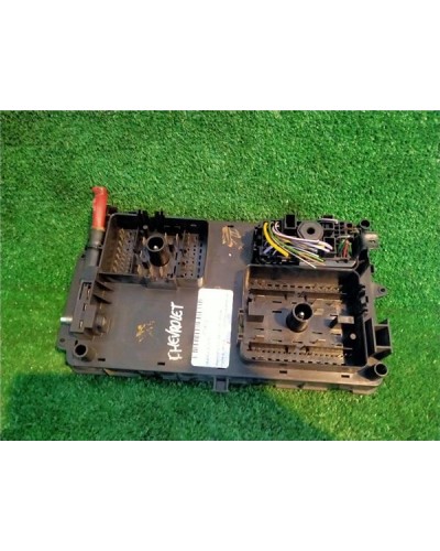 CAJA FUSIBLES/RELE