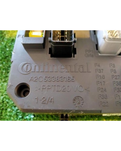 CAJA FUSIBLES/RELE