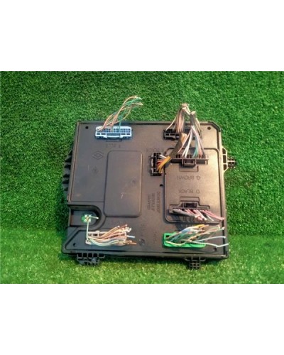 CAJA FUSIBLES/RELE