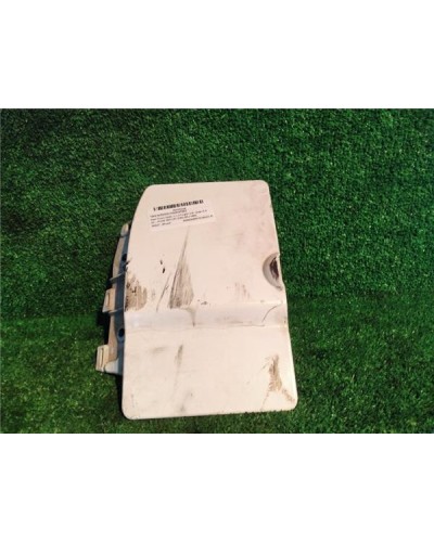 TAPA EXTERIOR COMBUSTIBLE