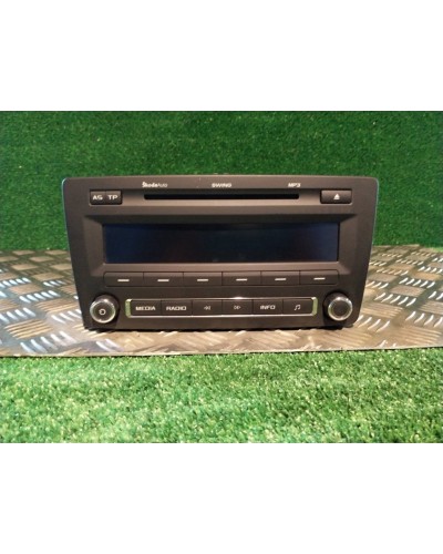 SISTEMA AUDIO / RADIO CD