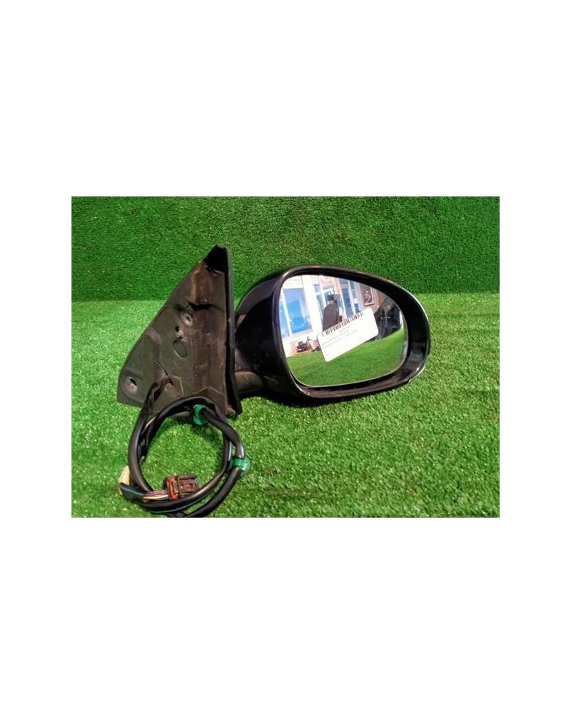 RETROVISOR DCHO.