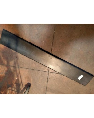 MOLDURA LATERAL IZDA.