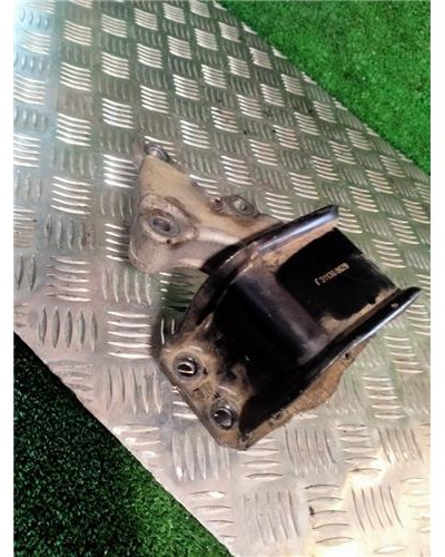 SOPORTE DEL. DCHO. MOTOR