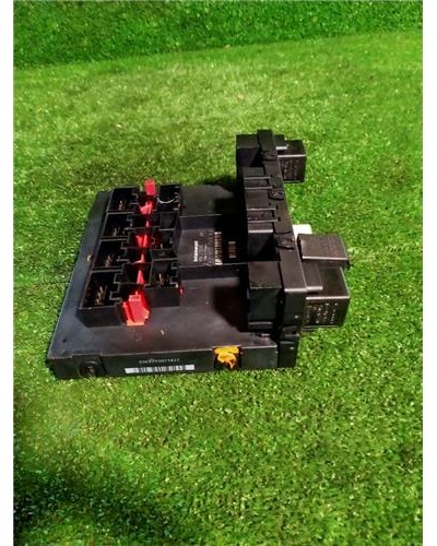 CAJA FUSIBLES/RELE