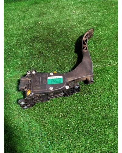 PEDAL ACELERADOR
