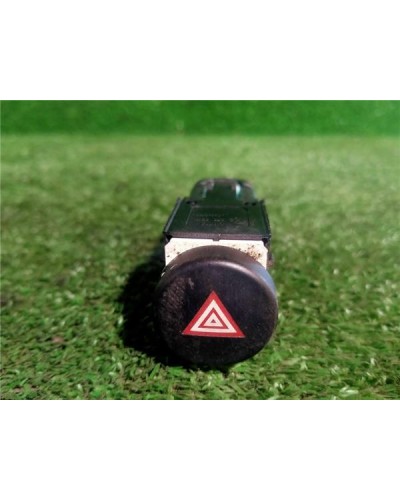 INTERRUPTOR LUCES EMERGENCIA