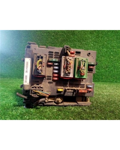 CAJA FUSIBLES/RELE