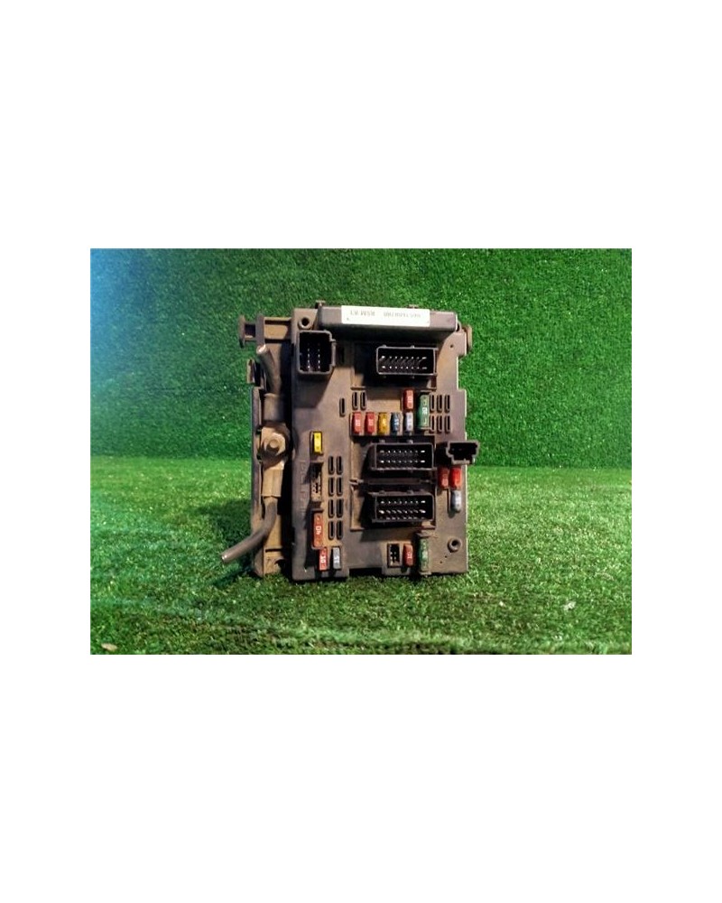 CAJA FUSIBLES/RELE