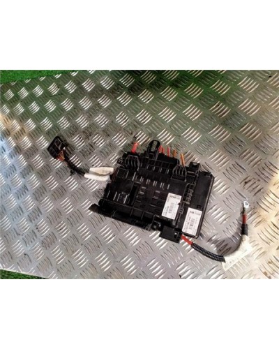 CAJA FUSIBLES/RELE