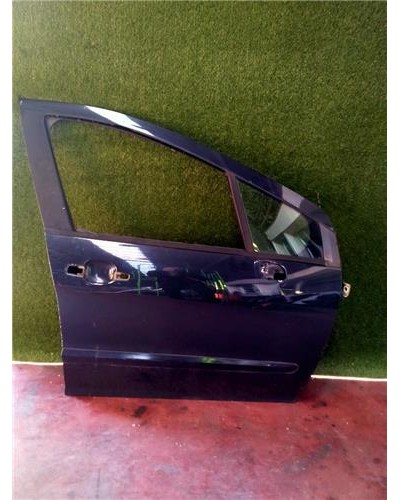 PUERTA DEL. DCHA.