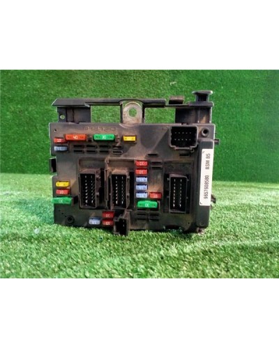 CAJA FUSIBLES/RELE