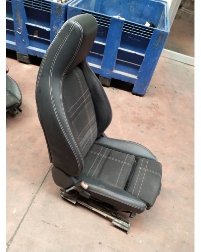 ASIENTO DELANTERO IZQUIERDO