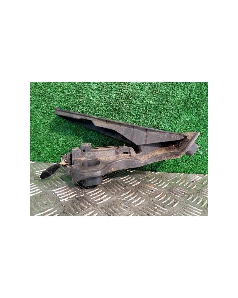 PEDAL ACELERADOR