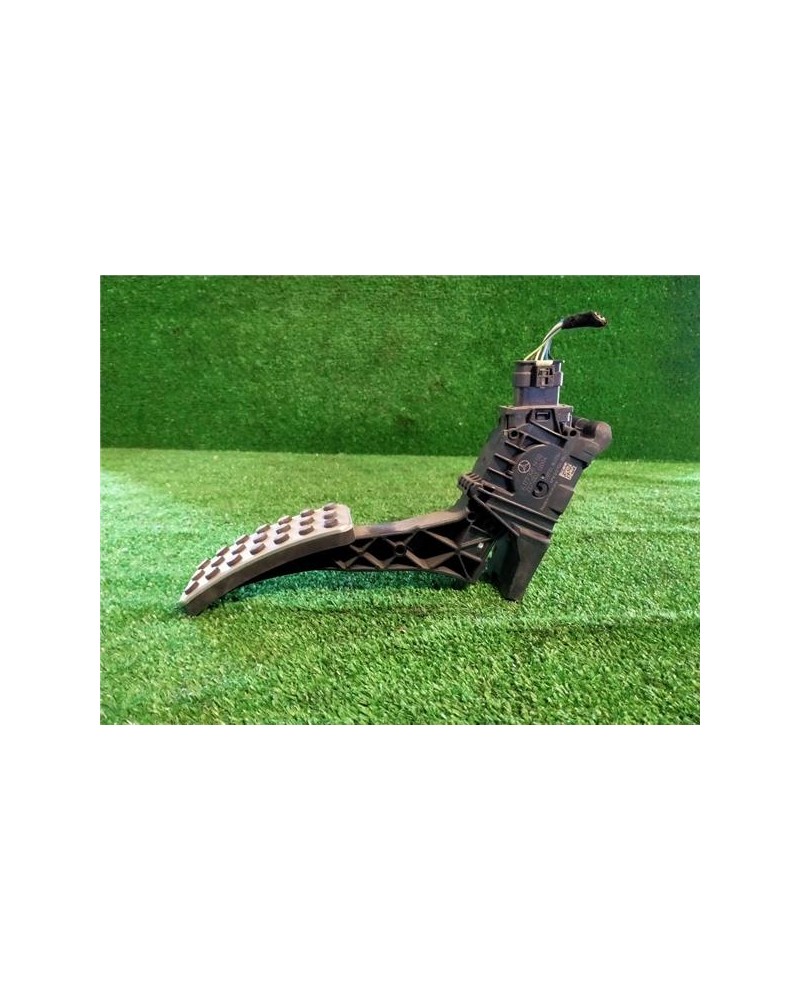 PEDAL ACELERADOR