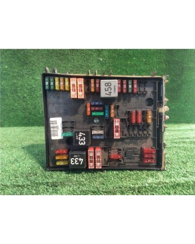 CAJA FUSIBLES/RELE